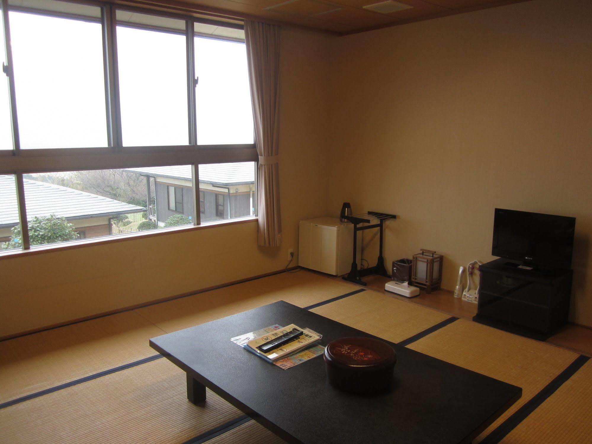 Kokuminshukusha Hadomisaki Hotel Karatsu Ngoại thất bức ảnh